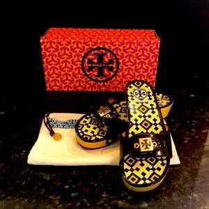 Tory Burch Dixon Patent leather sandals